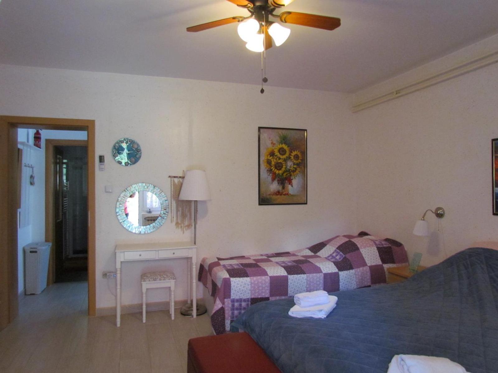 Apartments Bura & Jugo, Cres, Without Stress Exterior foto